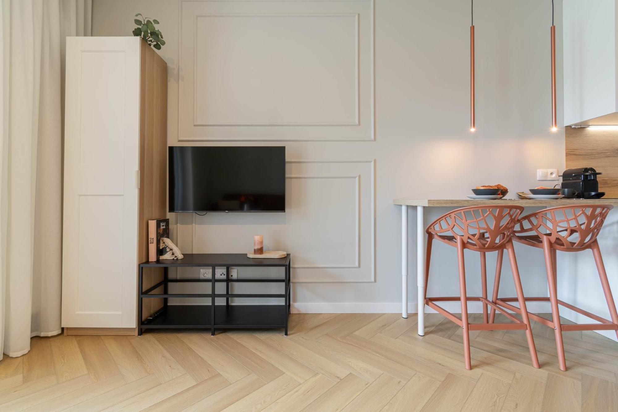 Good Mood Francuska Retreat - Free Parking - Self Check-In Apartment Katowice Bagian luar foto