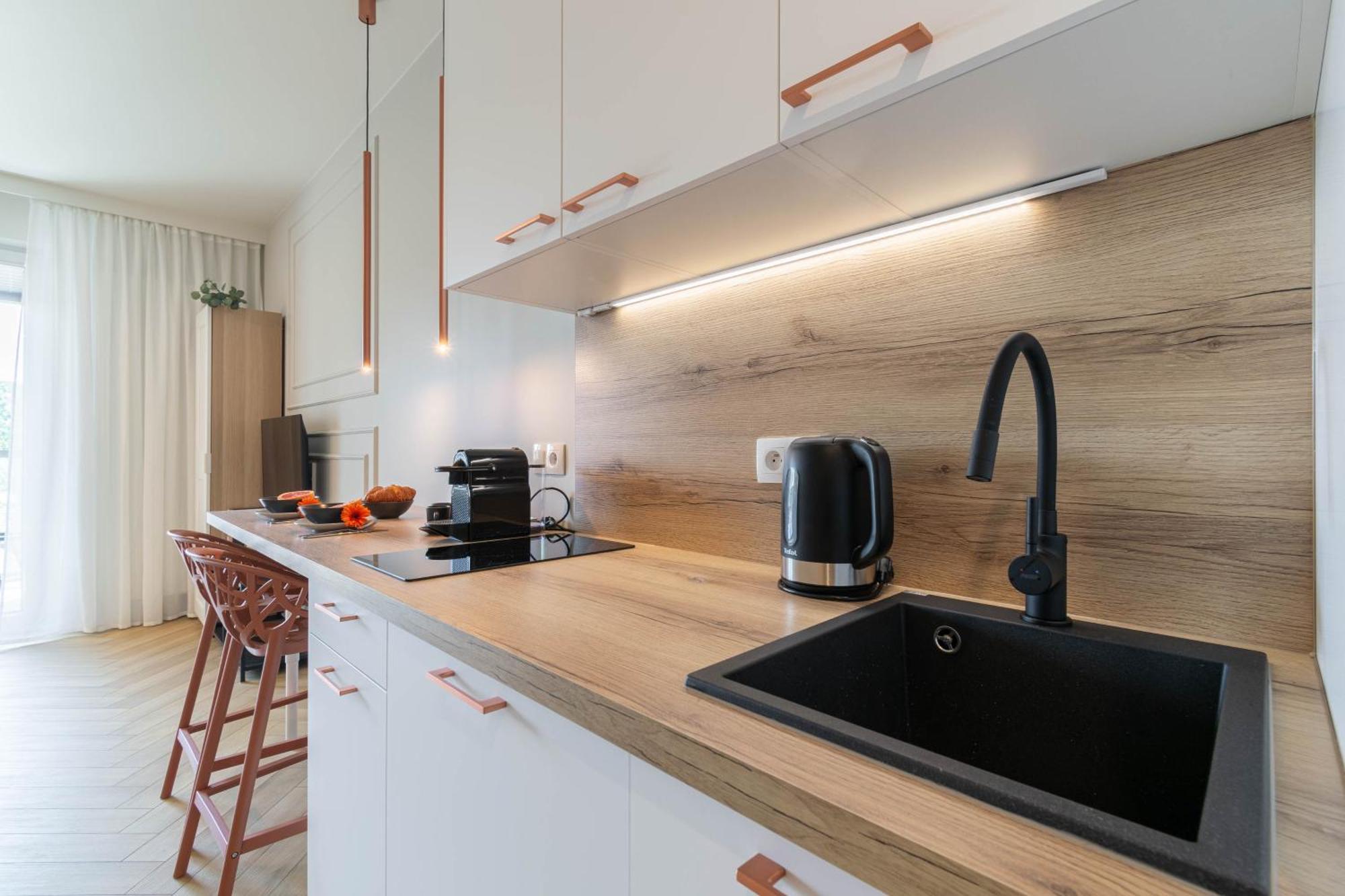 Good Mood Francuska Retreat - Free Parking - Self Check-In Apartment Katowice Bagian luar foto